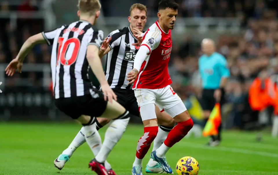 jiuyou app-阿森纳训练开放日，转会期绝杀压哨引欢呼，中超在即，赛季目标并未改变的简单介绍-jiuyou app